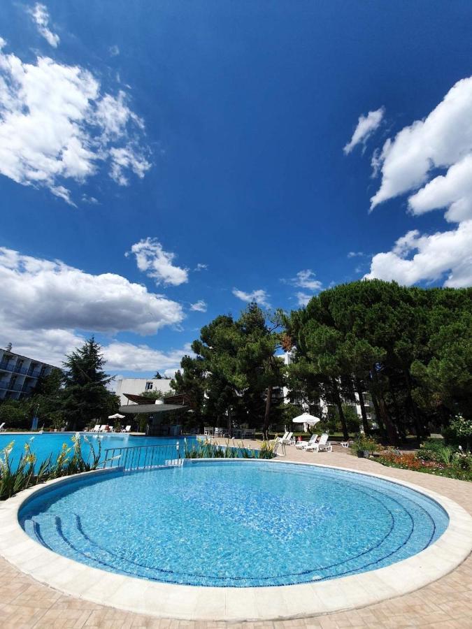 Balaton Hotel Sunny Beach Exterior photo